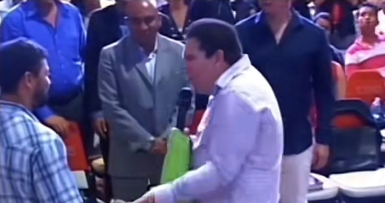 Jorge Pompa es líder y fundador de la congregación