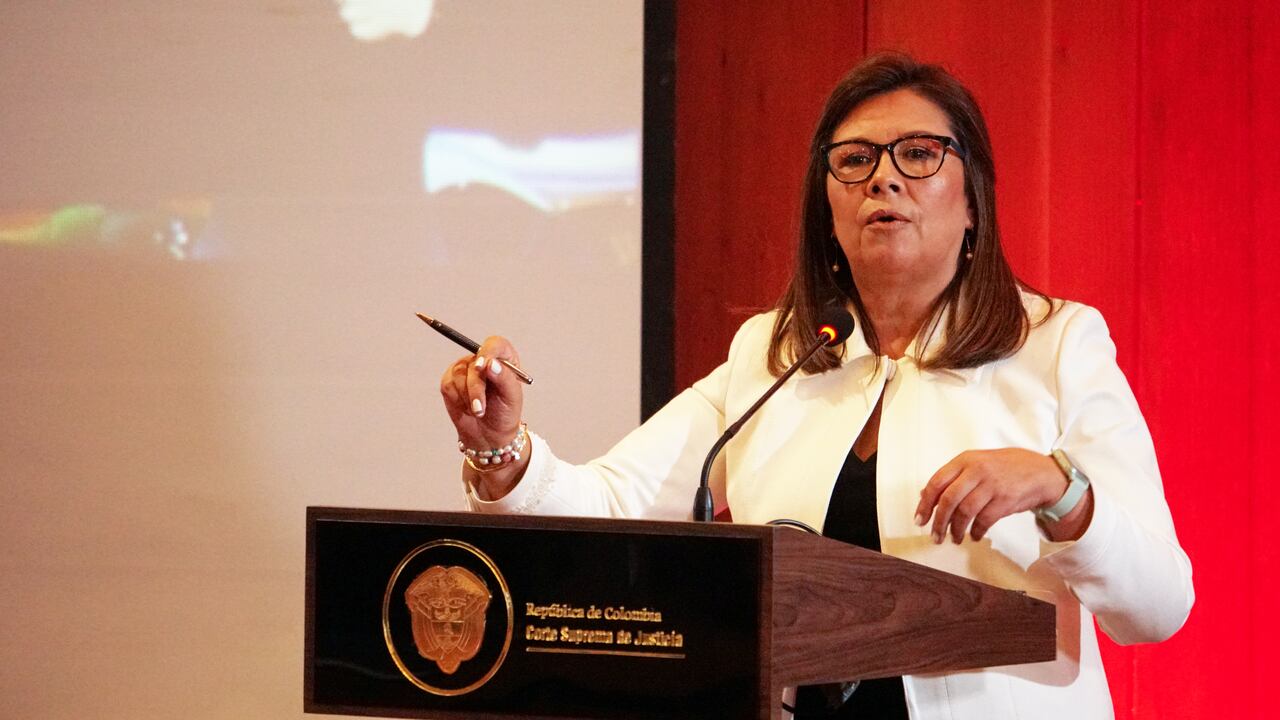 Ternadas a la Fiscalía
Ángela María Buitrago
se presentaron ante la Corte Suprema de Justicia, que deberá tomar su decisión a mediados de diciembre
Bogota noviembre 23 del 2023
Foto: Prensa Corte Suprema de Justicia