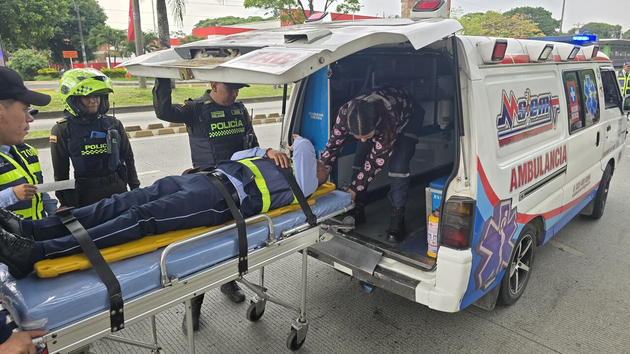 Agresión a agente de tránsito en Cali, viernes 30 de mayo.