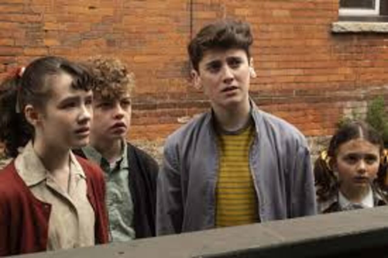 La nueva serie explorará cómo el payaso Pennywise afectó a los habitantes de Derry durante décadas anteriores a la llegada del Club de los Perdedores.