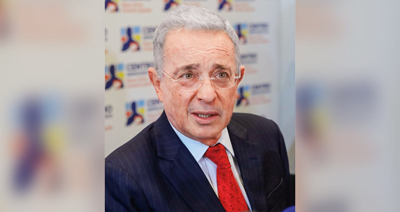 Álvaro Uribe Expresidente de Colombia