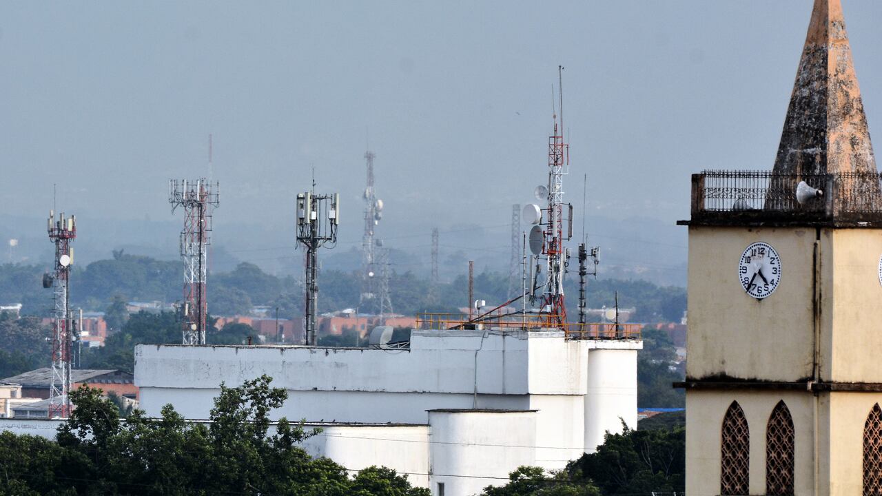 Emcali realizó Instalación de antenas sin los debidos requisitos en Cali