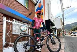 Esteban Chaves, ciclista colombiano.