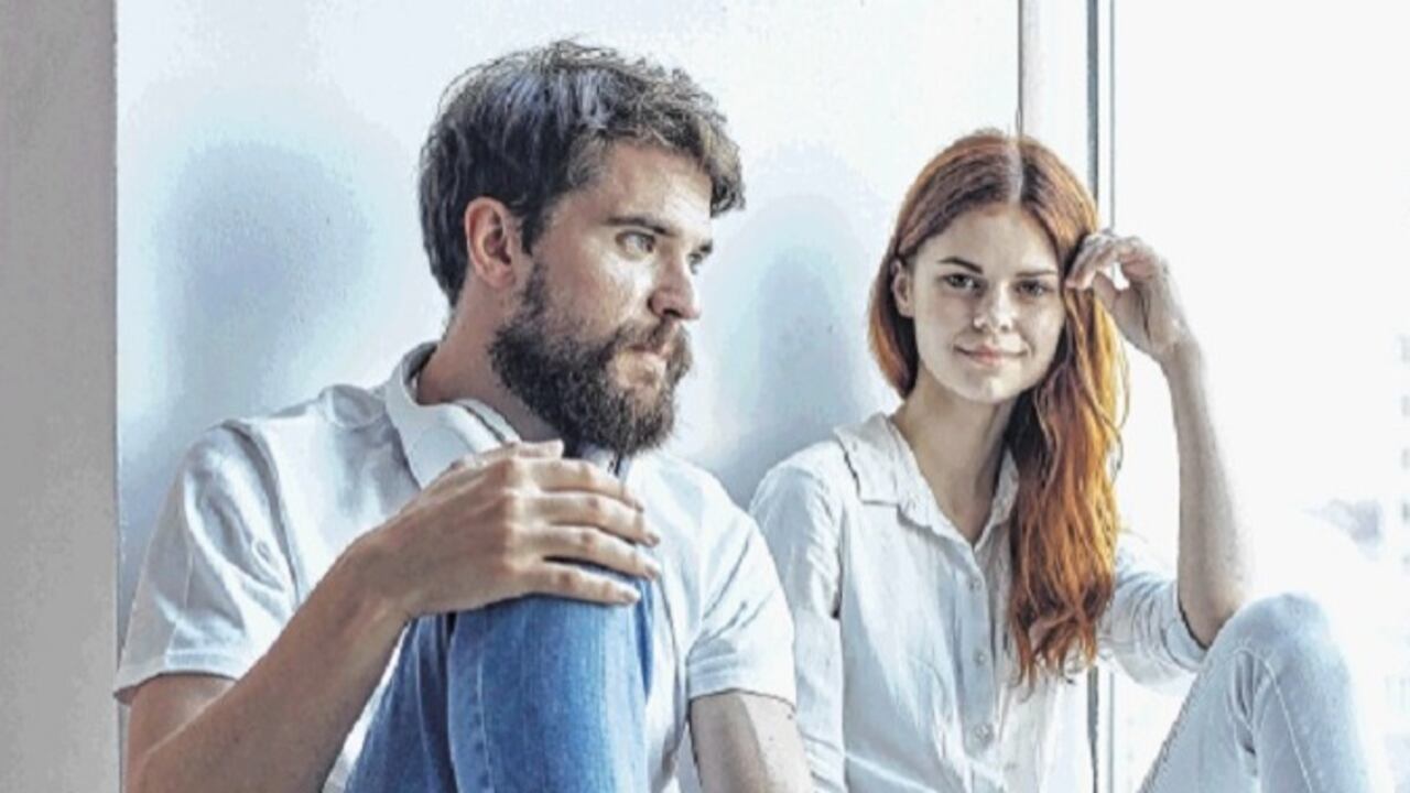 Aunque las personas asexuales no sienten interés en tener relaciones sexuales, es importante destacar que tienen diversas formas de afecto, intimidad emocional