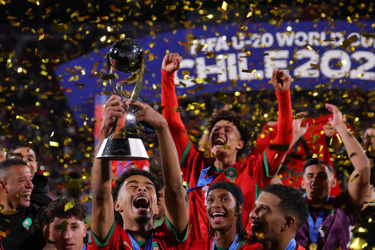 Celebración de los jugadores de Marruecos tras la victoria ante Argentina y su título en el Mundial Sub-20.