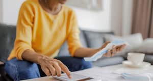 Los salarios están alcanzando más, debido al efecto que causa la baja en la inflación. El empleo ha ido subiendo, aunque persiste la alta informalidad, algo que tendrá que abordar la reforma laboral en su segunda oportunidad, tras haber sido hundida en el Congreso.