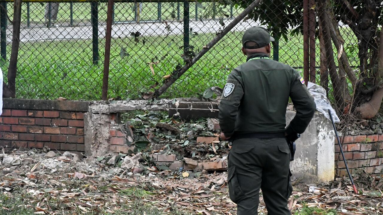 Cali: Atentado terrorista en Mariano Ramos deja dos policías muertos. Foto José L Guzmán. El País