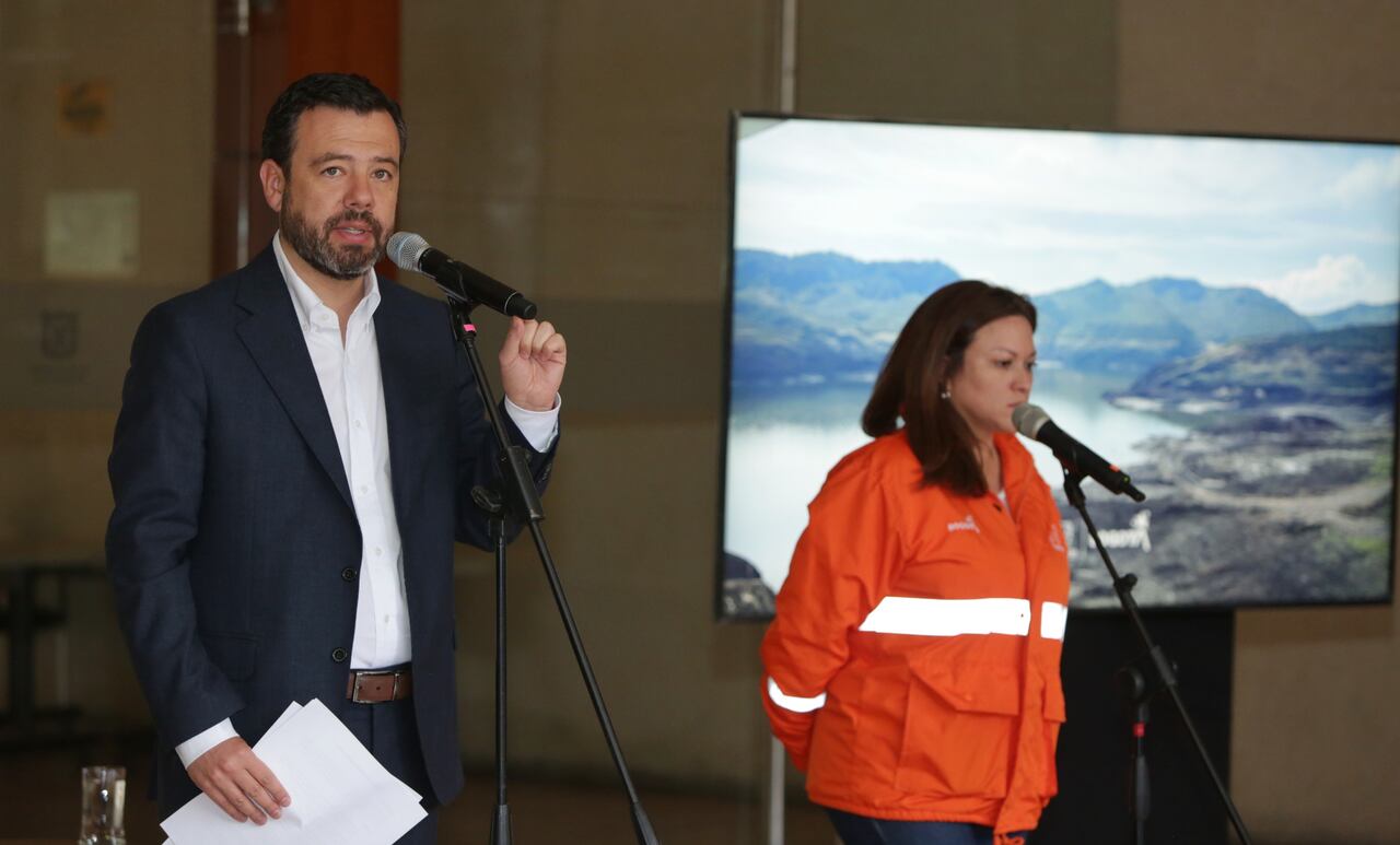 Rueda de Prensa esquema de restricción de suministro de Agua