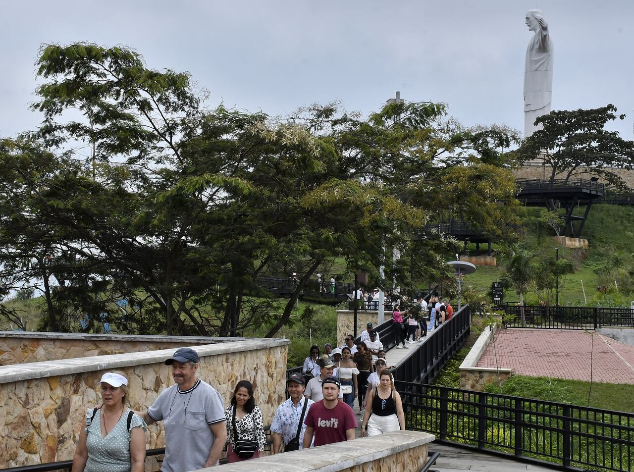 Queda abierto al público el monumento de Cristo Rey bajo la administración del Dagma. Fotos Raúl Palacios / El Pais.