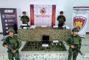 En combates con la Adán izquierdo, disidencias de las Farc, Ejército incautó un dron con granadas y material de intendencia en el municipio de Pradera, Valle. Foto Ejército Nacional.