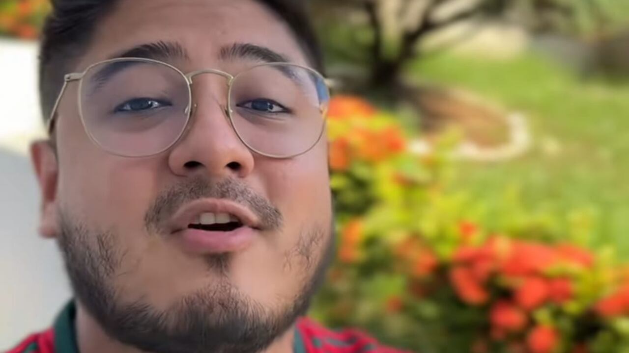 Hiram Santos, influencer mexicano, hizzo viral un video en redes sociales, en el que destaca las 10 marcas colombianas más famosas en el país azteca. Foto: tomada de redes / El País.