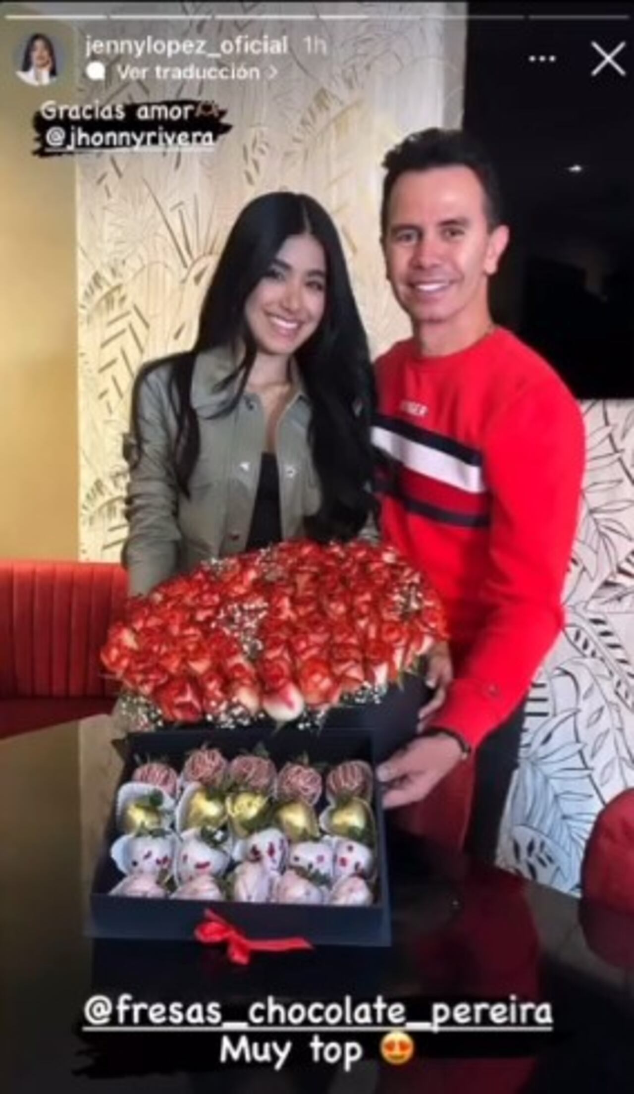 Jhonny Rivera y Jenny López celebraron amor y amistad