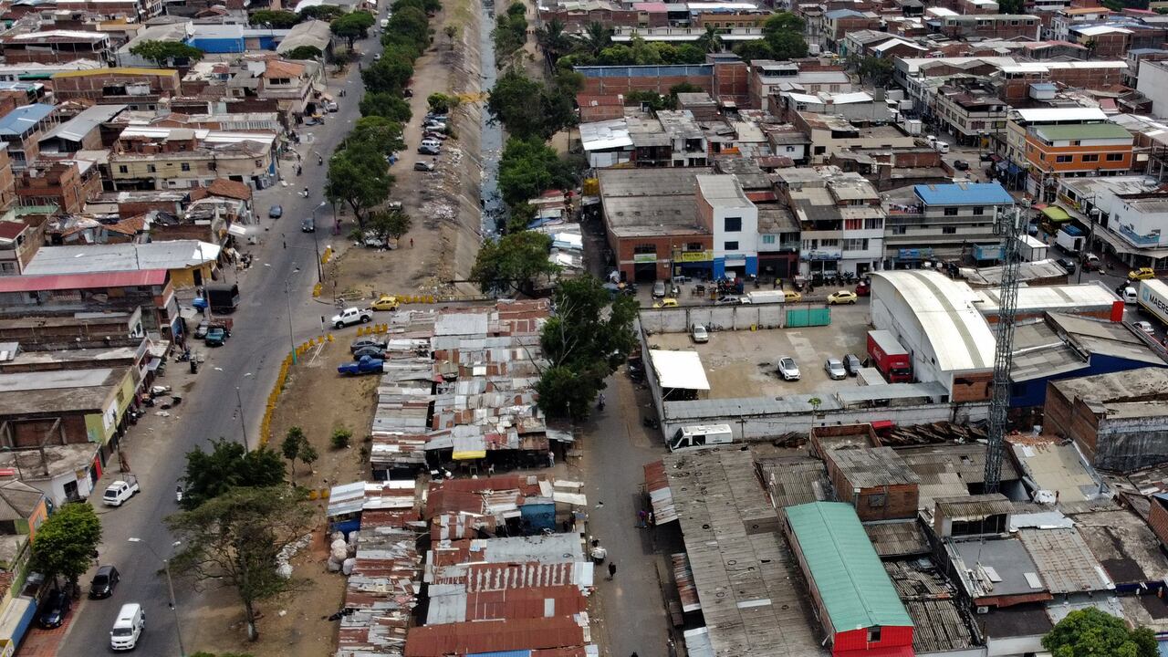 Panorámicas de la Galería de Santa Elena en Cali. Fotos Raúl Palacios / El Pais.