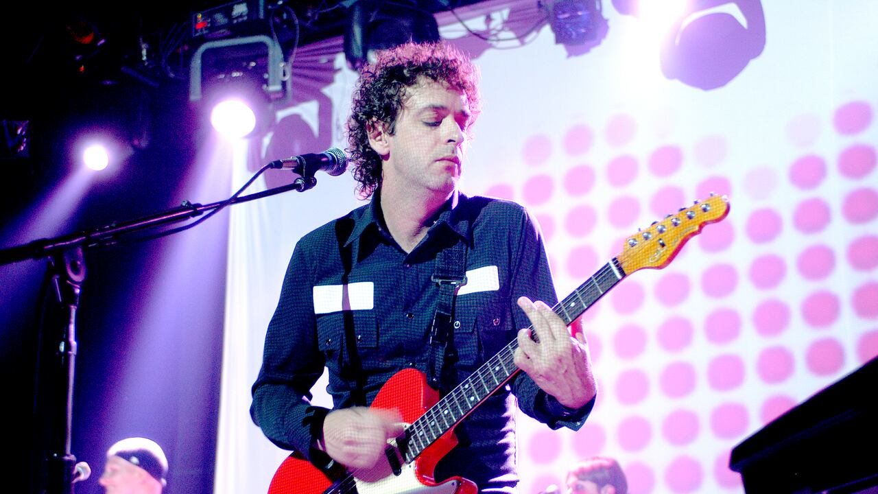 Argentine musician Gustavo Cerati performs in Chicago, Illinois, July 29, 2003. (Photo by Paul Natkin/Getty Images)