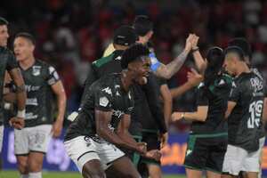 Momentos del partido entre América y Deportivo Cali por el clásico vallecaucano de la fecha 16 de la Liga II-2024.