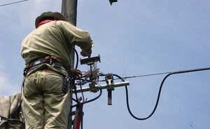 Según Emcali , además de mantener deuda con la empresa de Servicios Públicos, los usuarios acusados ante la Fiscalía, estaban conectados de manera irregular a las redes de energía y agua por lo que fue necesario retirar las acometidas.