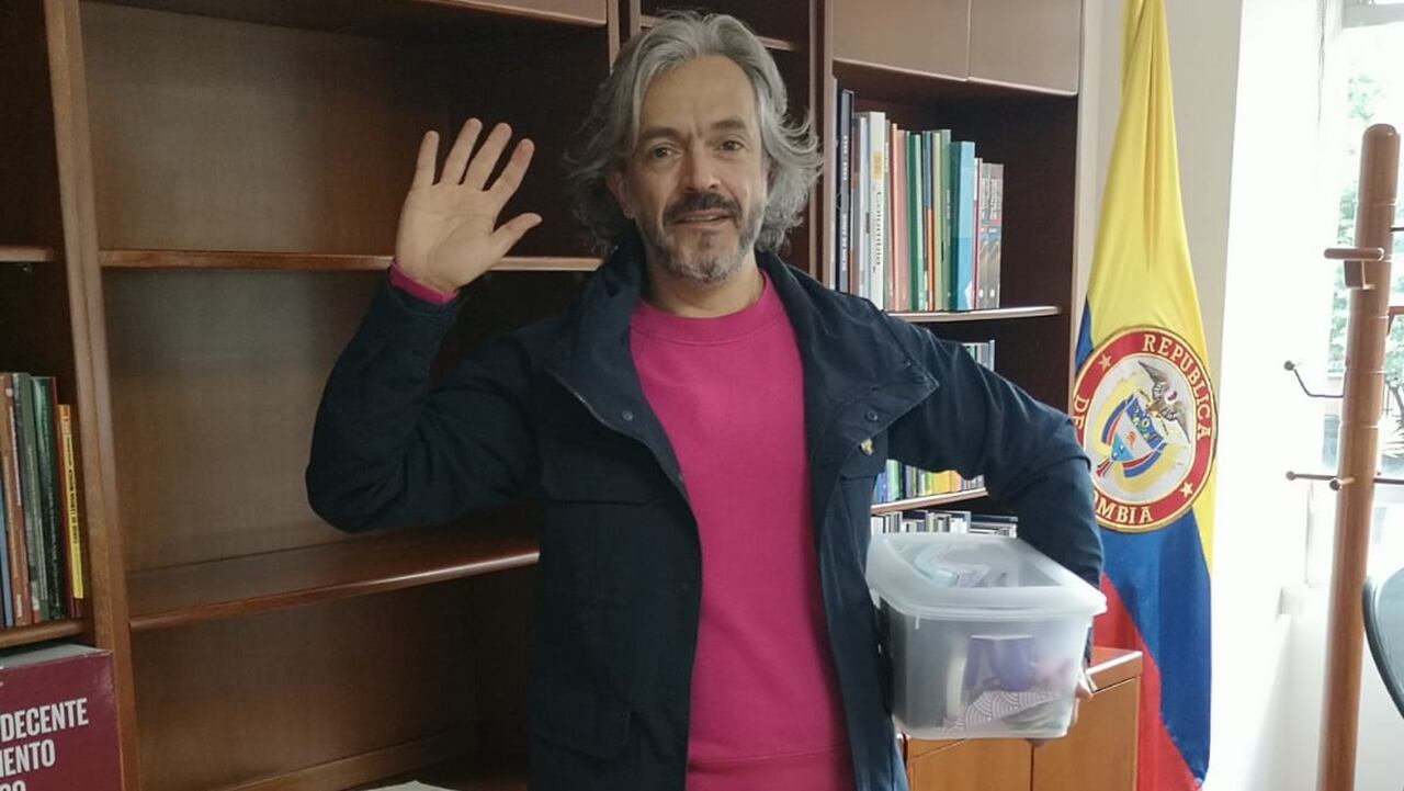 ¿En RCN o Caracol? Juan Daniel Oviedo, exdirector del Dane, se estrena en la televisión y con tremendo trabajo