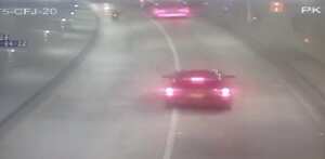 Captura de pantalla video accidente en moto