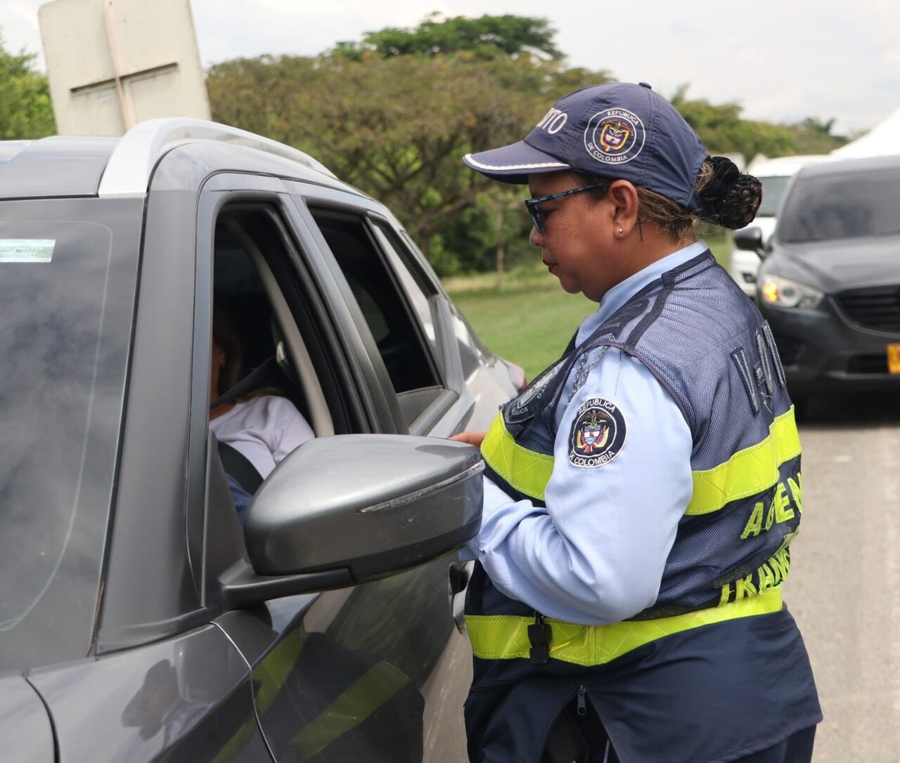 Agentes de movilidad reforzarán los principales corredores viales del Valle del Cauca durante el puente festivo de la Inmaculada.