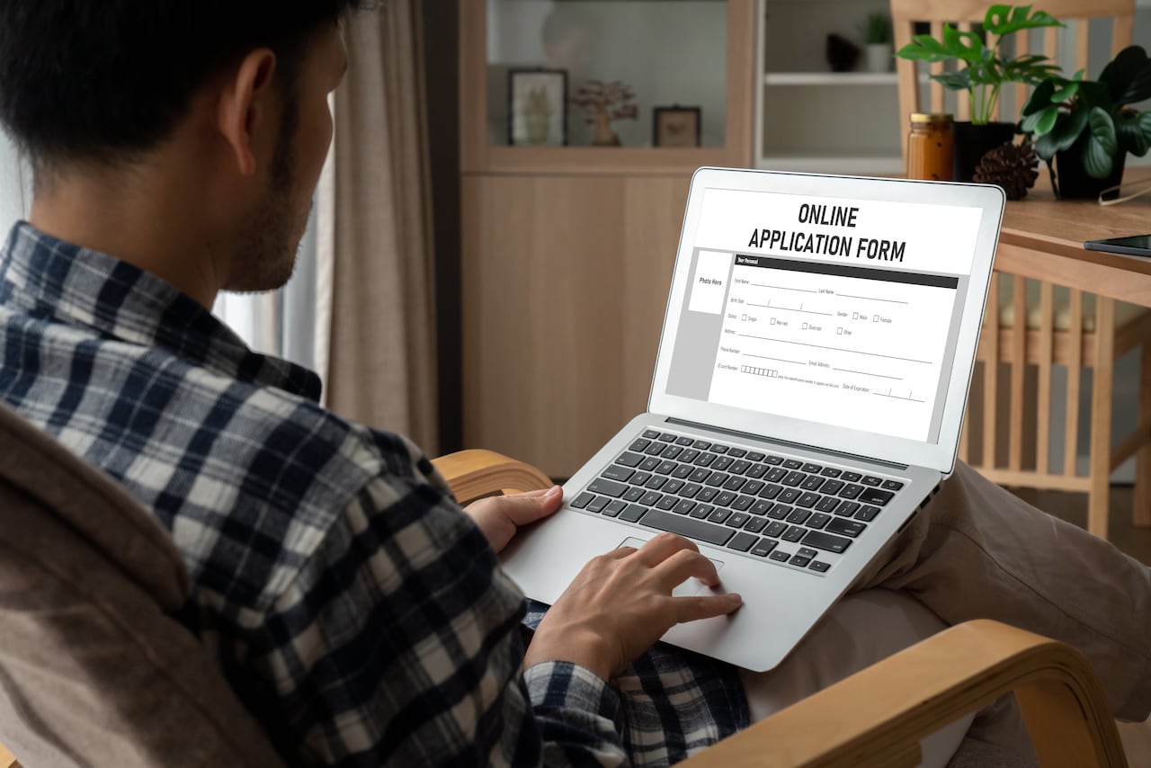 Solo debe acceder a la plataforma del BPSO, e ingresar al sitio web https://bpso.dane.gov.co/, para registrar sus datos personales.