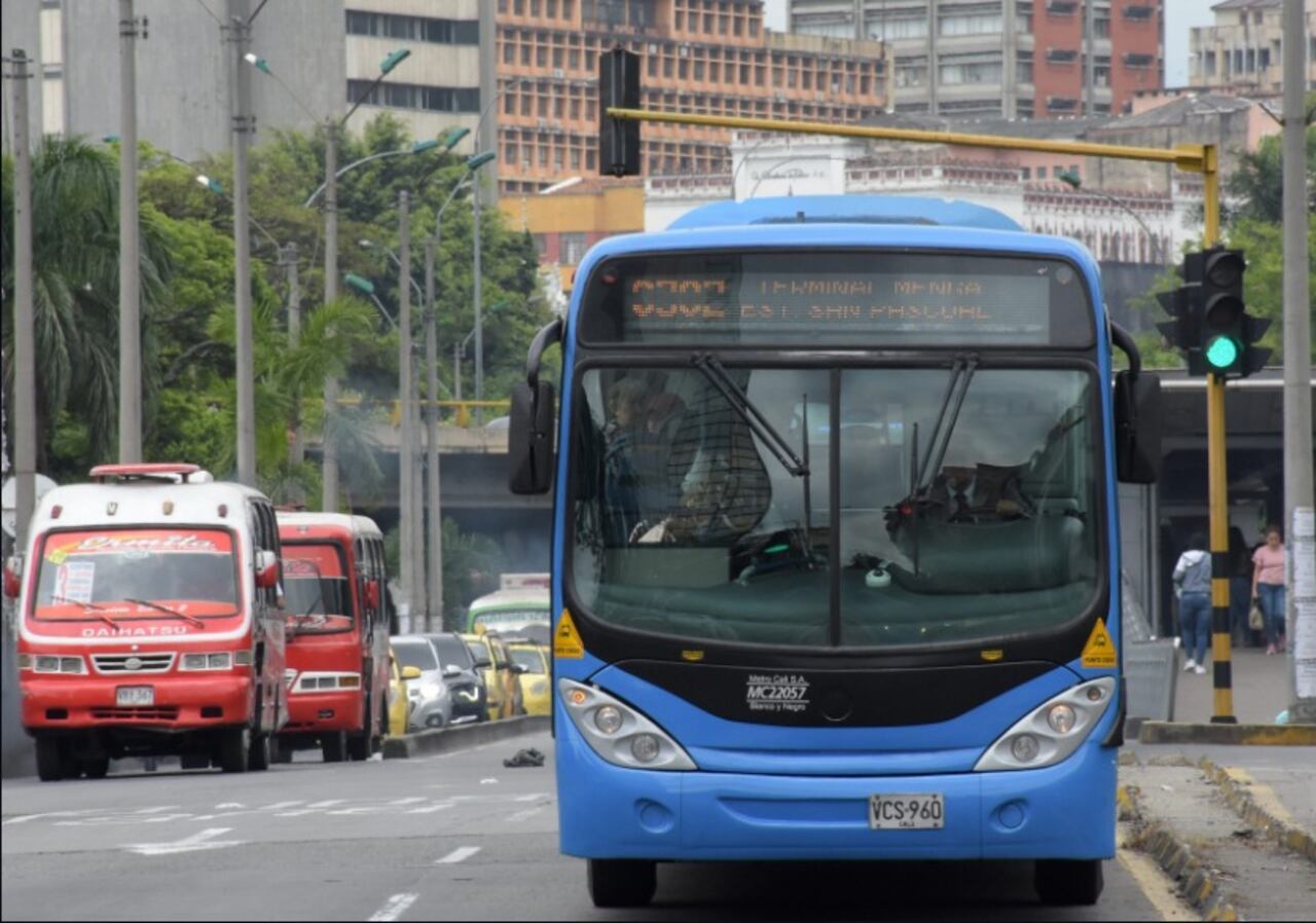 Informe sobre transporte pirata y el MIO