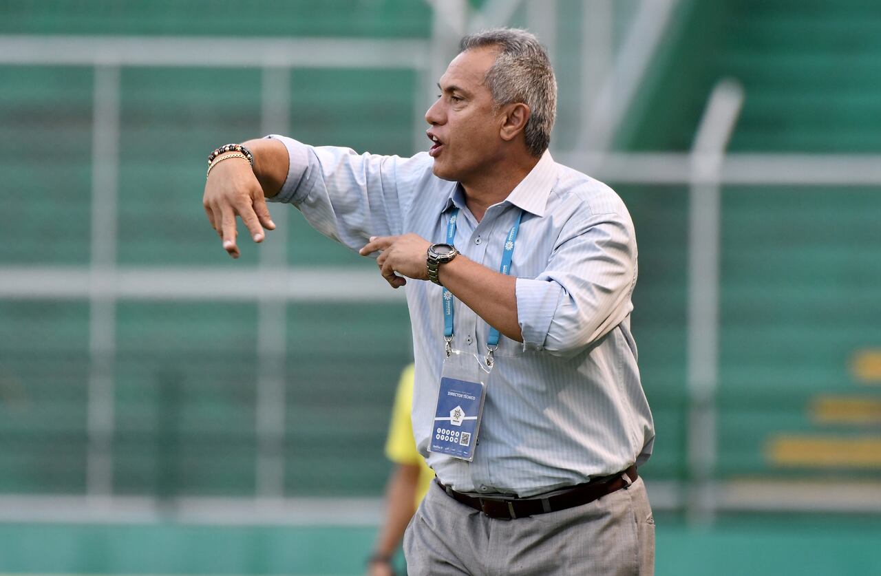 Hernán Torres, técnico tolimense.