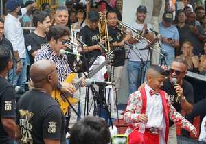 La Alcaldía de Cali celebró los 60 años del artista Fruko, en el Museo de la Salsa del barrio Obrero. La actividad se realizó en el marco de la estrategia “Venite al Obrero” de la Alcaldía, con el fin de salvaguardar y promocionar del patrimonio cultural local, fortaleciendo la identidad de la ciudad, el sentido de pertenencia por la historia de la salsa caleña, pero sobre todo para recuperar el centro de Cali como dinamizador del turismo, la cultura y el desarrollo.