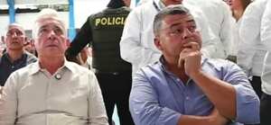 El expresidente Uribe fue visto en compañía de César Augusto Giraldo.