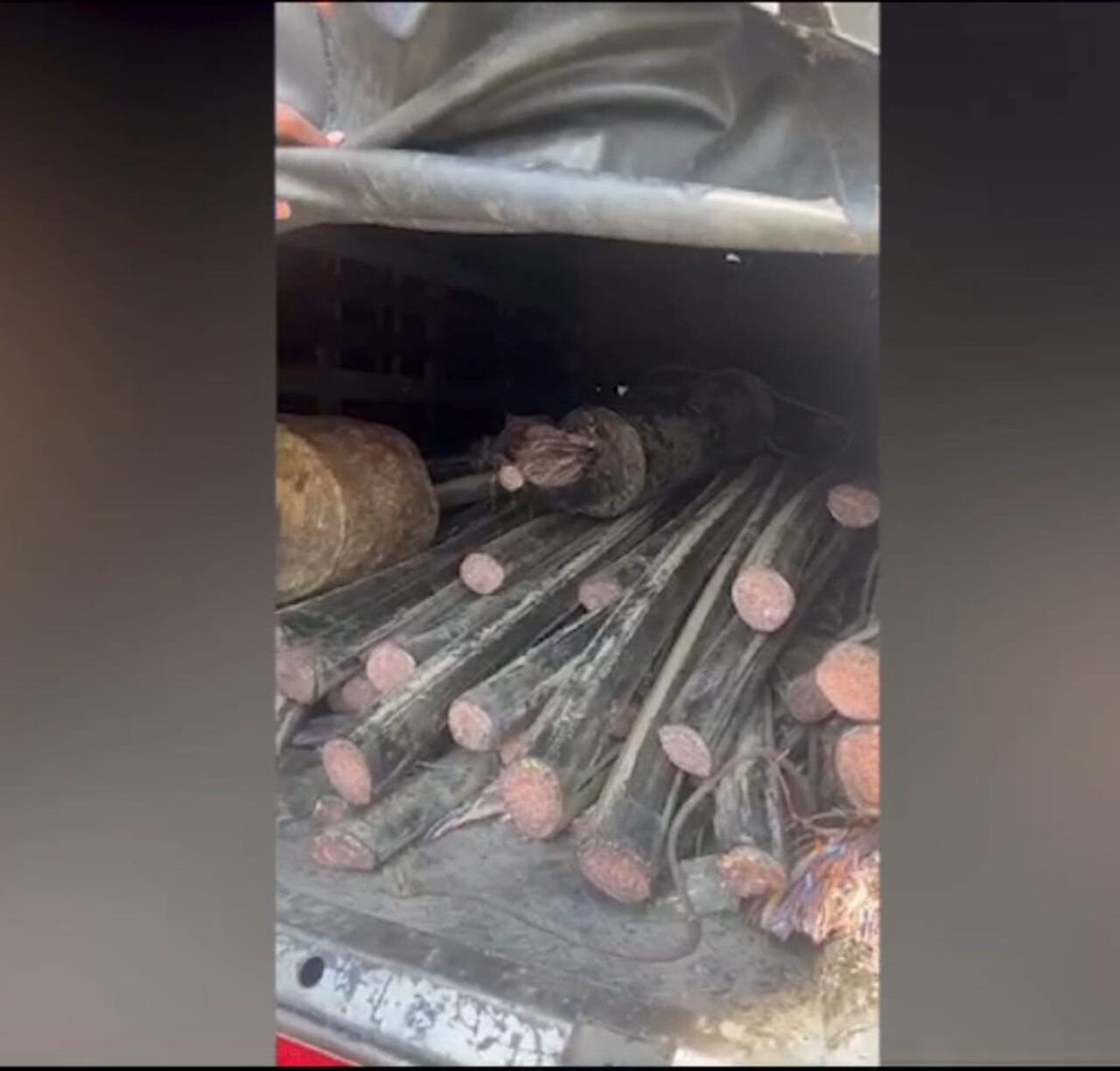 Cableado hurtado y recuperado por la Policía de Cali.