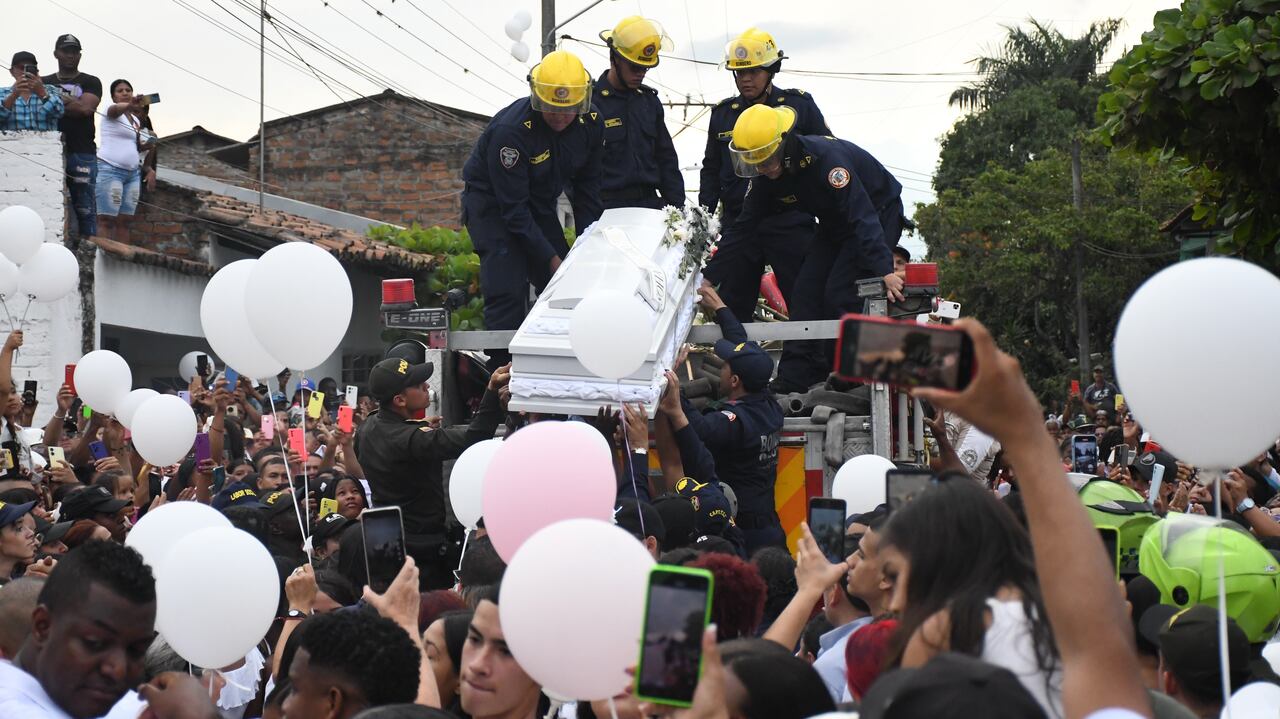 Villa Gorgona: sepelio de la niña Sofía Delgado. foto José L Guzmán. EL País