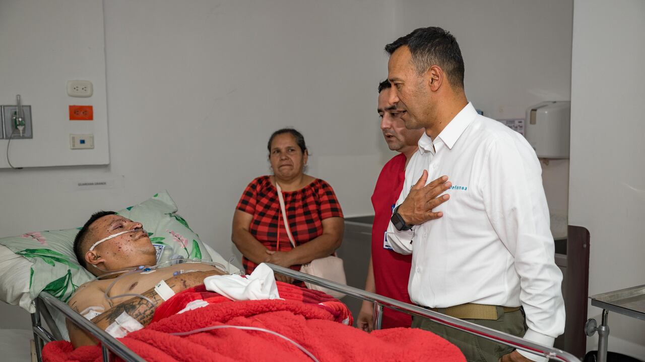 Los ocho uniformados heridos resistieron por más de cinco horas el ataque armado que ejecutaron guerrilleros del frente Jaime Martínez de las Farc.