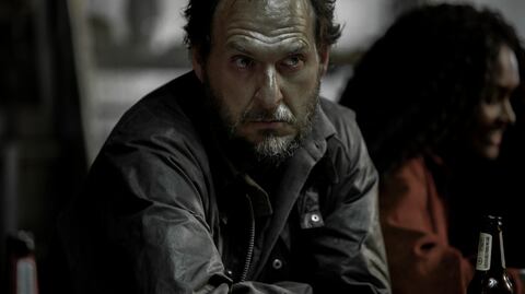 Andrés Parra es Frank Molina en "Los iniciados"