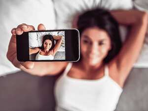 “Hay personas mucho más abiertas y arriesgadas, que acceden a los ‘nudes’ por la adrenalina, pero antes de hacerlo deben verificar que sea seguro”. Paula Dávila, psicóloga.