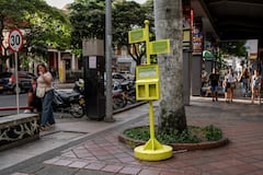 Varios adultos fumadores del sector pudieron disponer sus colillas de manera adecuada e interactuaron con el squad que estuvo presente en más de 30 jornadas de educación y sensibilización para incentivar el uso de los colilleros.