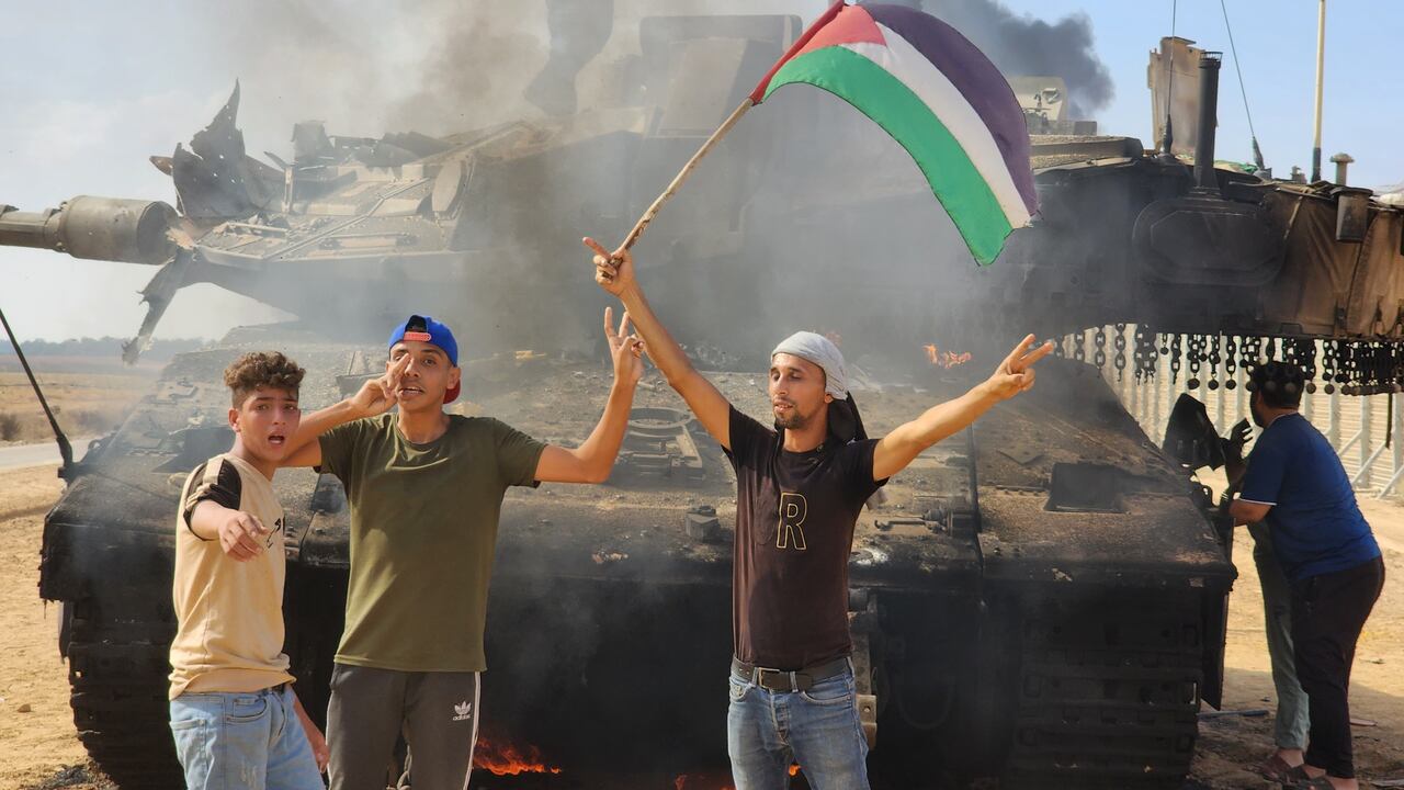 La guerra entre Israel y Gaza ha tenido una nueva escalada que ha desatado cruce de disparos y misiles debido a la ofensiva de los Hamás.