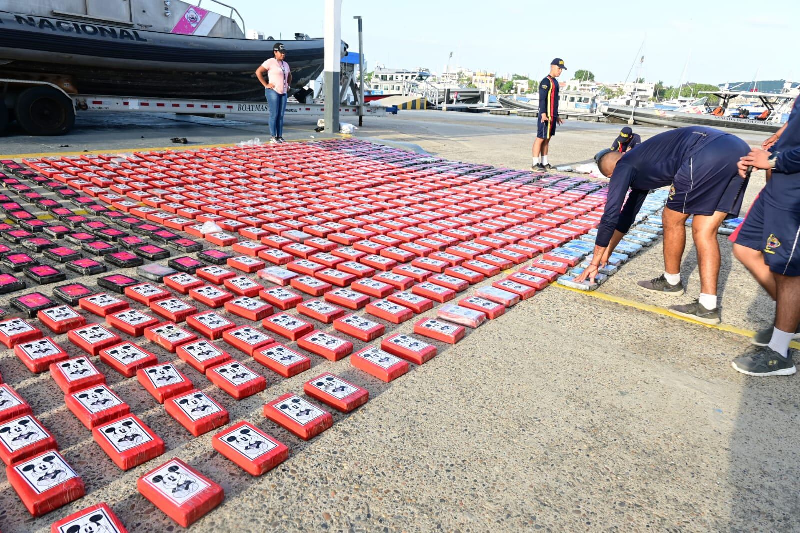 La Armada decomisó más de una tonelada de cocaína en el mar de Cartagena.