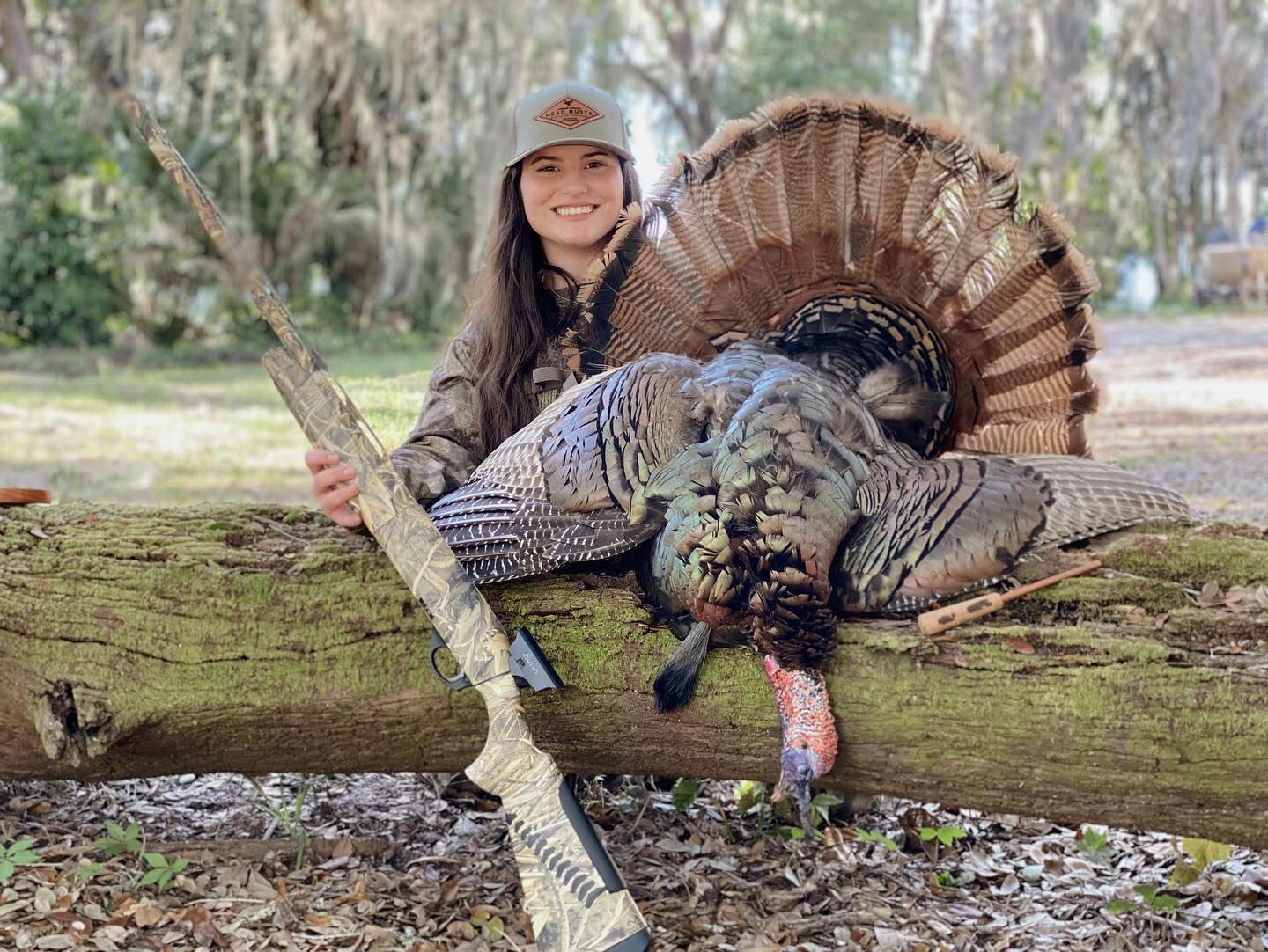 La menor era amante de la cacería, y justamente se encontraba en esa actividad cuando el rayo la alcanzó.