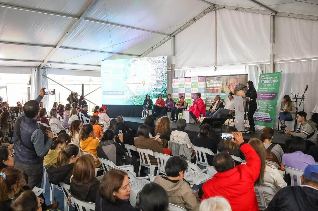 La Manzana del Cuidado de Teusaquillo cuenta con Casa de Igualdad de
Oportunidades para las Mujeres –CIOM- y con una Ruta Única de Atención a
mujeres víctimas de violencias y en riesgo de feminicidio