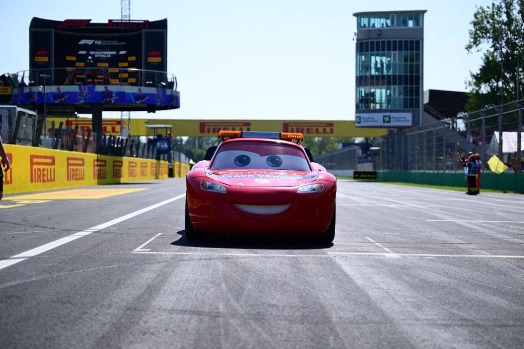El Rayo McQueen, de Disney Pixar, se muestra durante el Gran Premio Pirelli de Italia 2026 de Fórmula 1 en el Autodromo Nazionale Monza en Monza, el 6 de septiembre de 2026