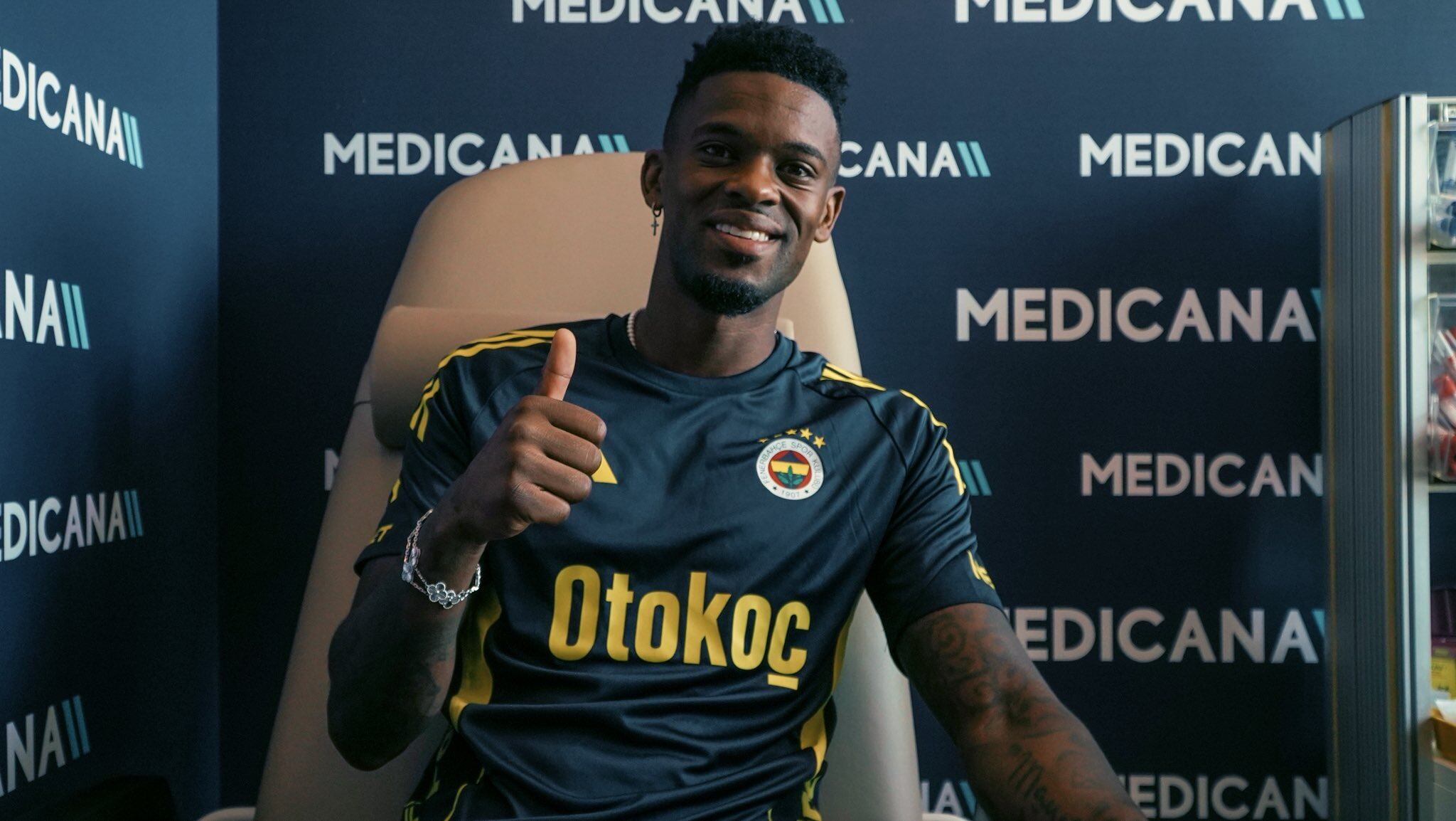 Nelson Semedo, nuevo jugador de Fenerbahçe.