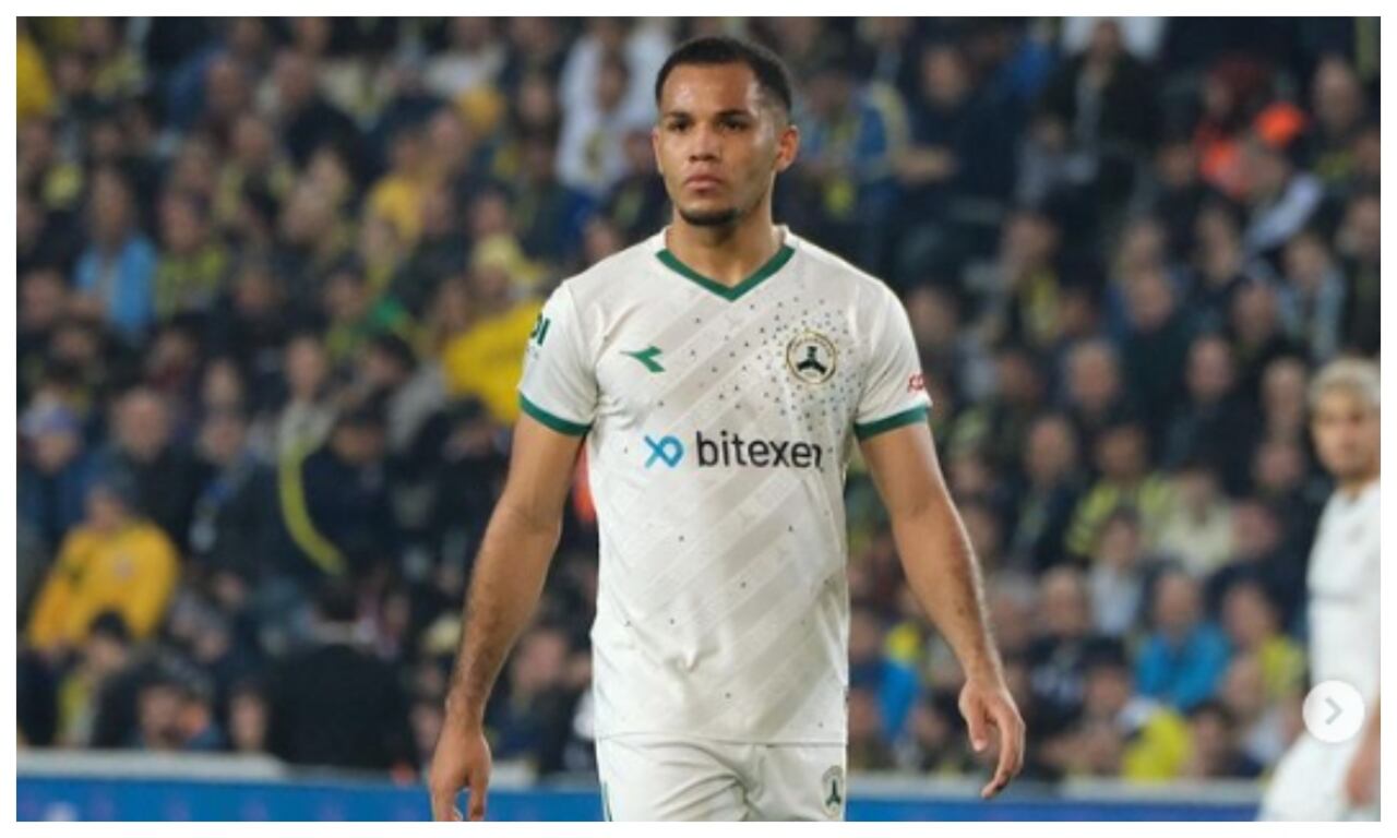 Robert Mejía, jugador colombiano en Giresunspo de Turquía