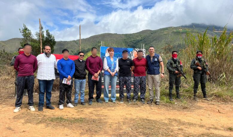 Policías liberados luego del secuestro del ELN en el Catatumbo.