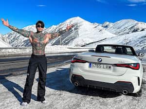 Yeferson Cossio en uno de sus viajes.