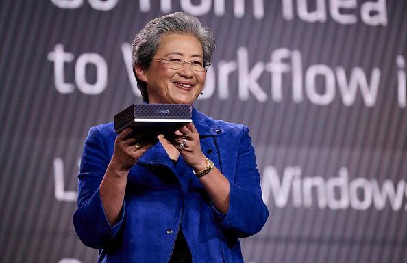 La compañía presentó una nueva generación de chips pensados para el uso cotidiano y profesional.