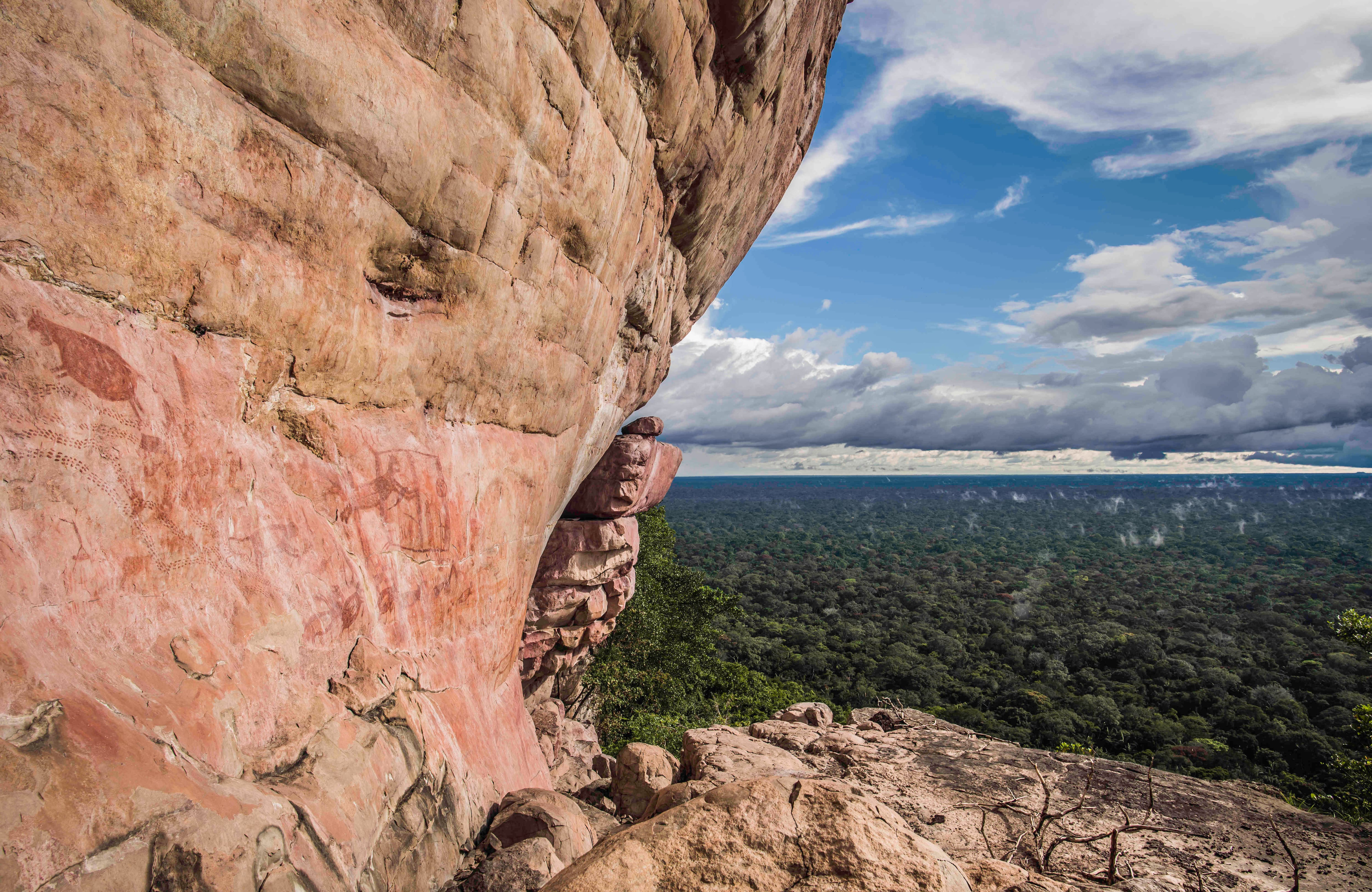 Se cree que allí viven comunidades indígenas que nunca han sido contactadas o se aislaron voluntariamente. Foto Parques Nacionales Naturales