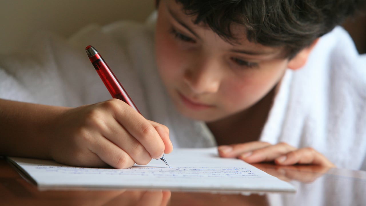 En Estados Unidos están obligando a los estudiantes a escribir en cursiva por esta razón