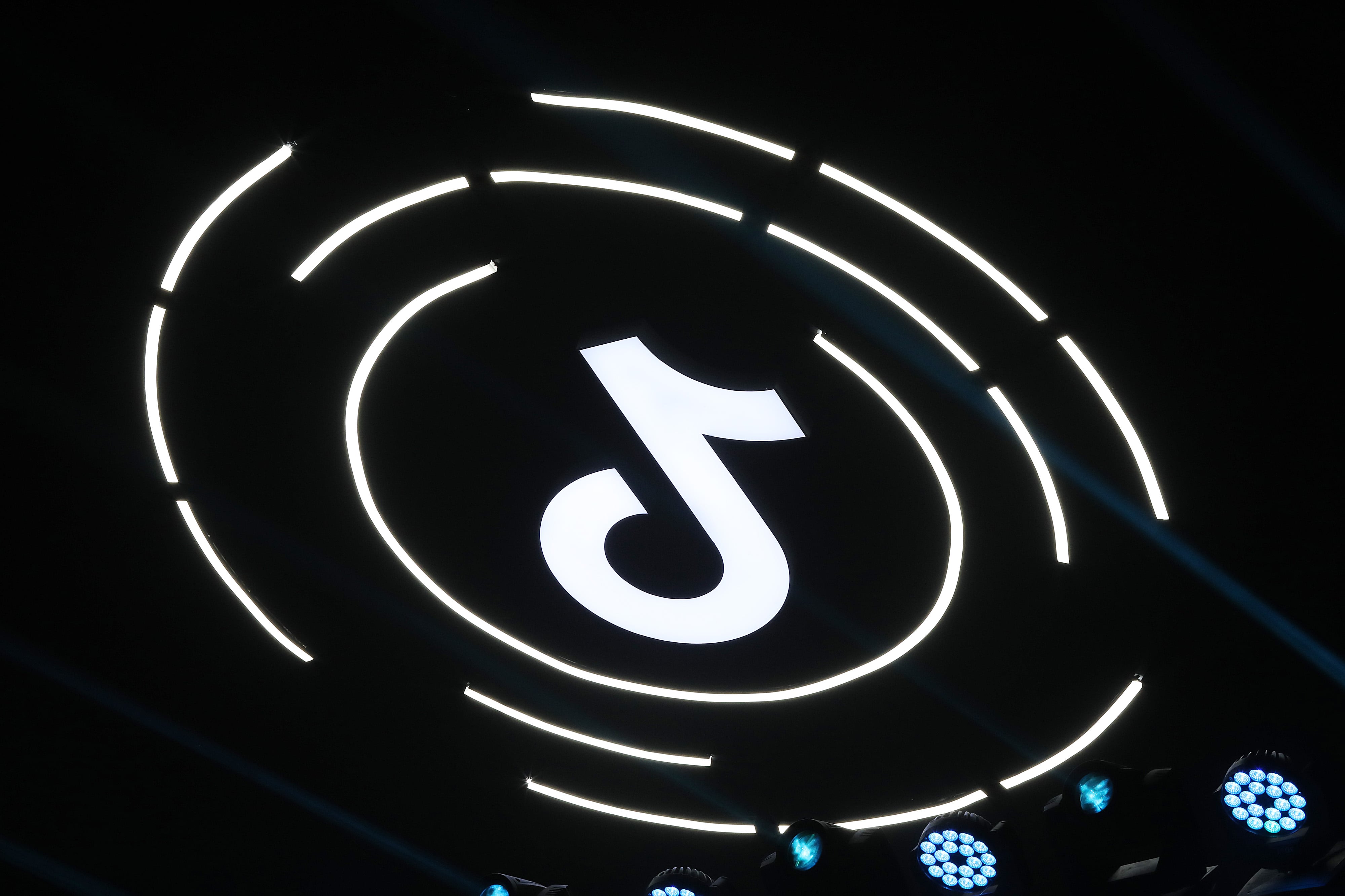 Tik Tok / logo / viral / redes sociales