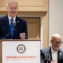 Asa Hutchinson, el republicano que busca derrotar a Donald Trump en las primarias del Partido Republicano