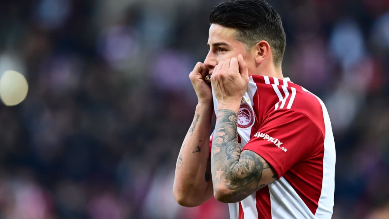James Rodríguez va de más a menos en el balompié griego.