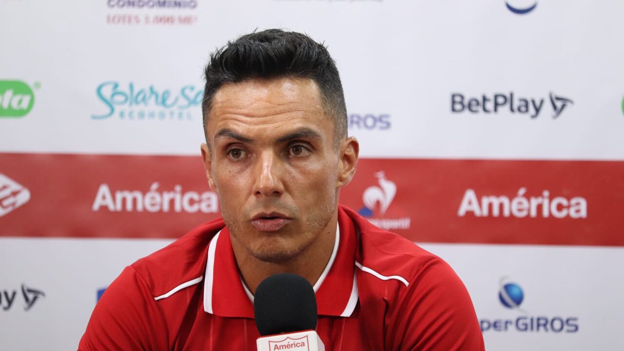 Nuevo Técnico del América de Cali. El Bogotano Lucas González para el segundo semestre de la Liga betplay. Foto Bernardo Peña / El Pais / 29 de Junio del 2023 Cali.